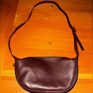 New with tags Madewell leather sling bag/crossbody